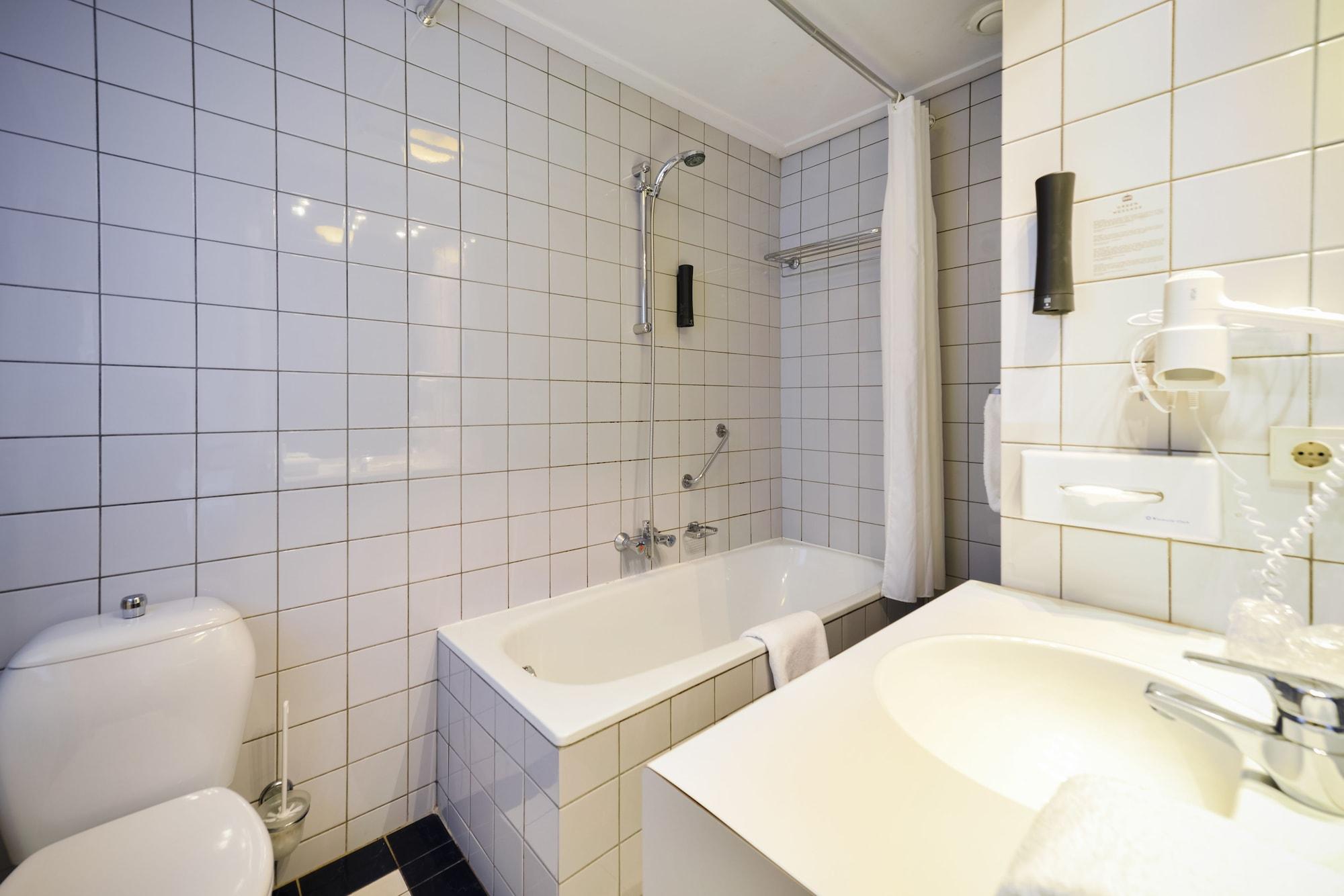 Fletcher Hotel Restaurant Beekbergen-Apeldoorn Екстериор снимка